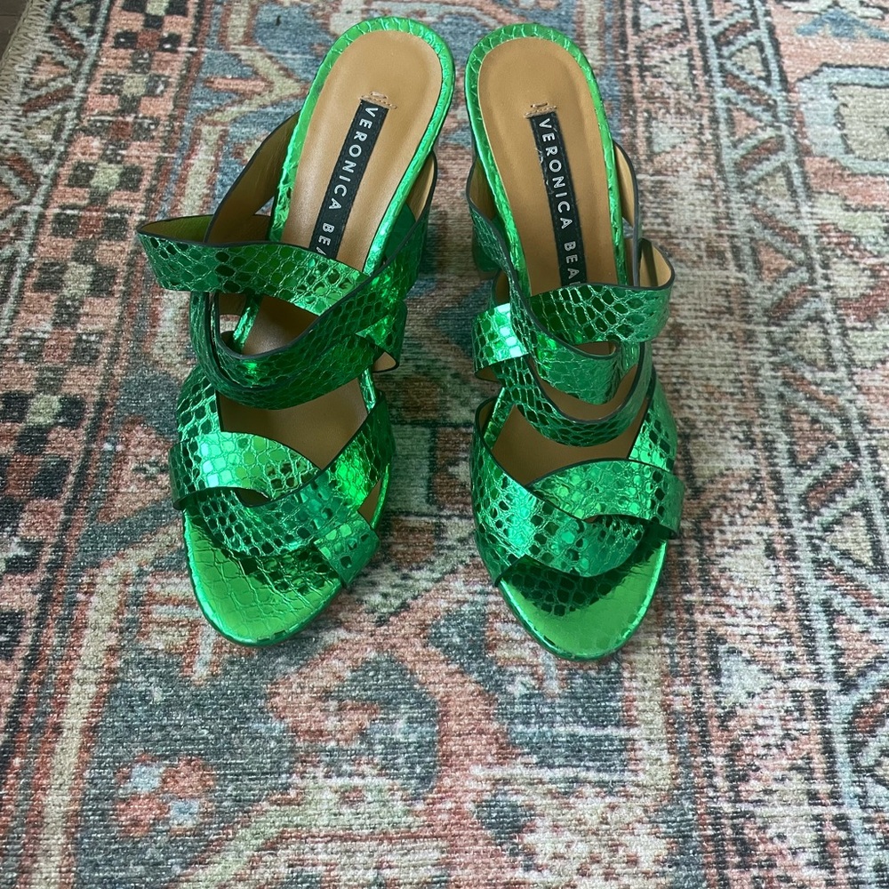 Metallic Green Veronica Beard heels. Never worn before brand new!